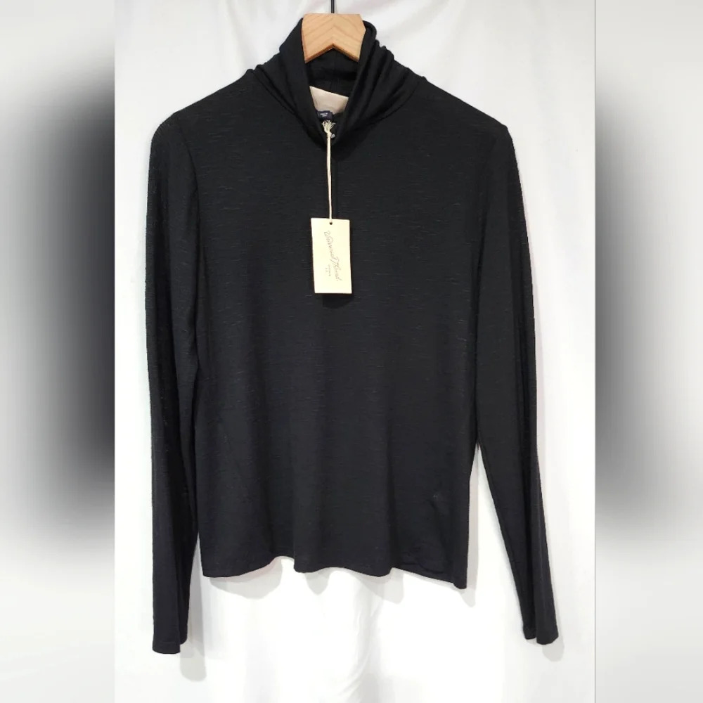Universal Thread NWT Women's Turtleneck Top Size XL Black Slub Knit Lightweight